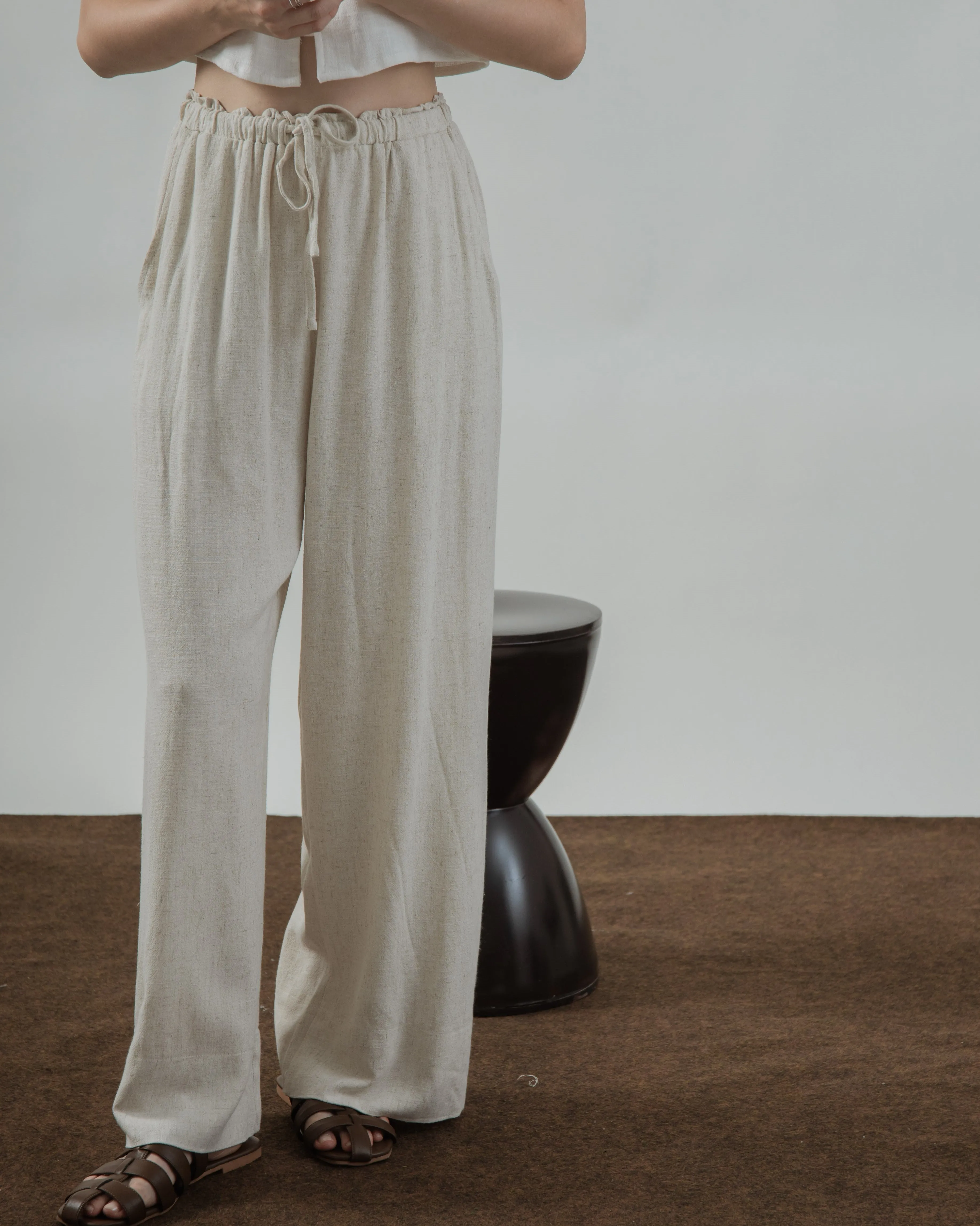 Alexa Linen Drawstring Trousers (Bone)