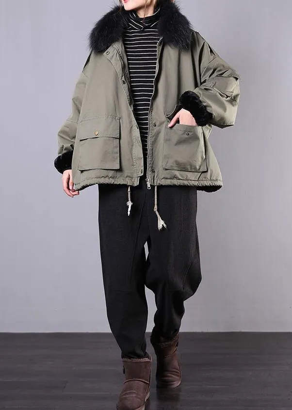 Army green casual outfit oversize snow jackets pockets faux fur collar winter coats